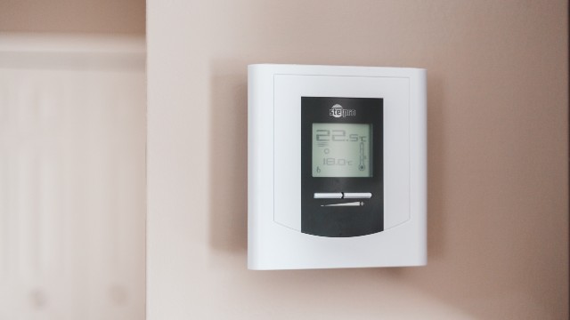best-thermostat-with-large-buttons